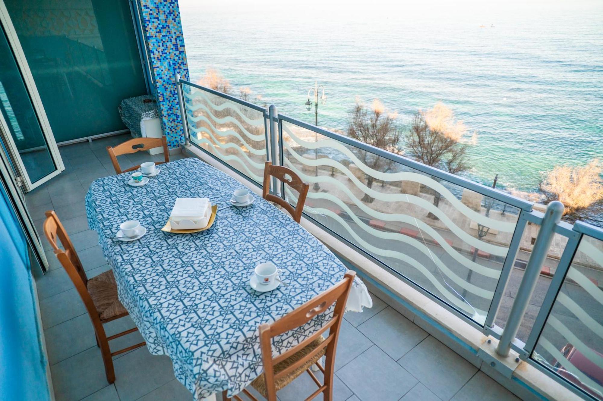 Appartamento Milu'Seaview Ampia Casa Vista Mare Giovinazzo Esterno foto